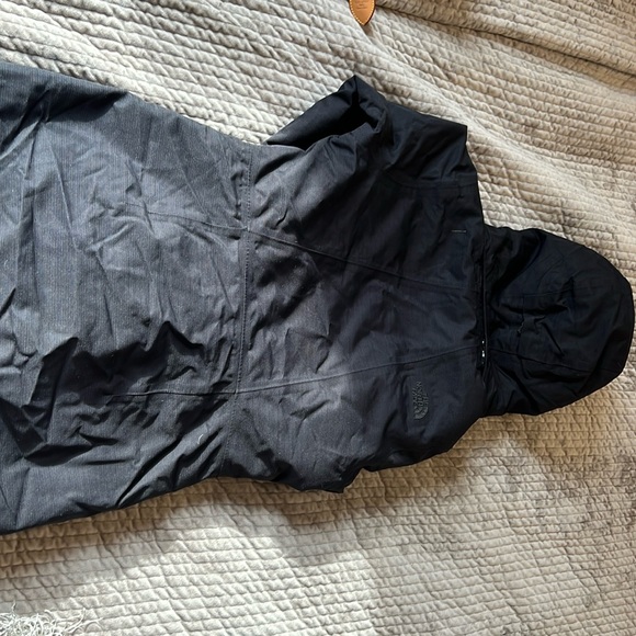 The North Face Jacket - Picture 6 of 6